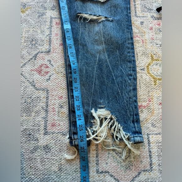BLANK NYC The Madison Crop Distressed Jeans 100% Cotton Size 28 - Picture 11 of 12